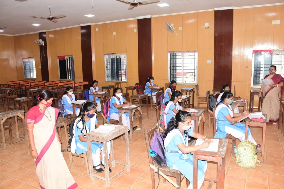 Schools, colleges & universities reopen in Odisha as COVID infections dip