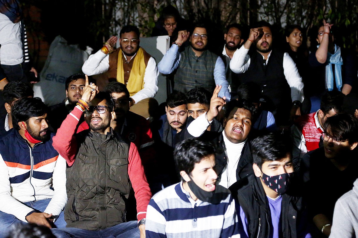 ABVP activists launches hunger strike at DU north campus demanding offline classes