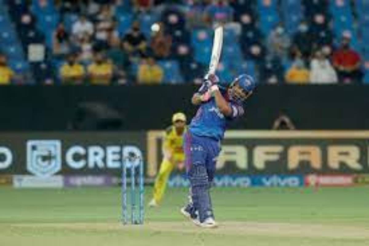 IPL 2022: Mumbai Indians post challenging 177/5 against Delhi Capitals