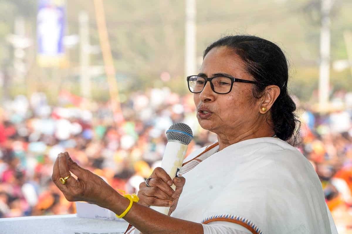 Didi: Central teams to Bengal, why not for UP 