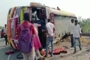 8 killed, 25 injured as private bus turns turtle in K’taka