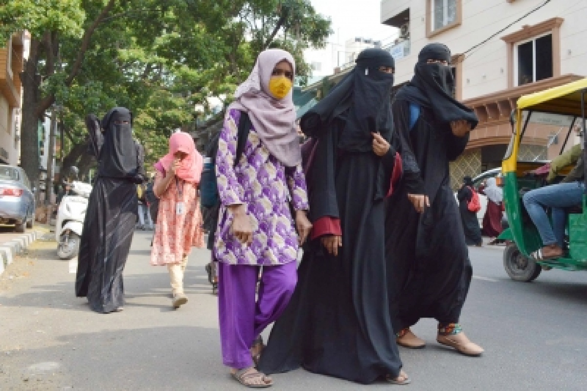 K’taka SSLC exams: Hijab clad invigilator suspended