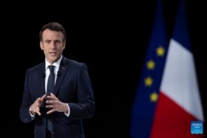 Macron holds talks with Putin, Zelenskyy to discuss terms of ceasefire