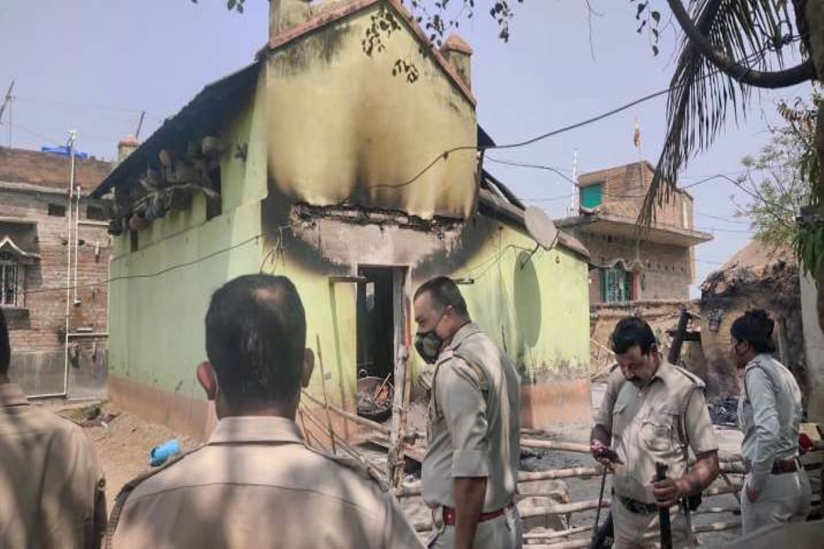 Eight charred to death after killing of TMC leader in Bengal
