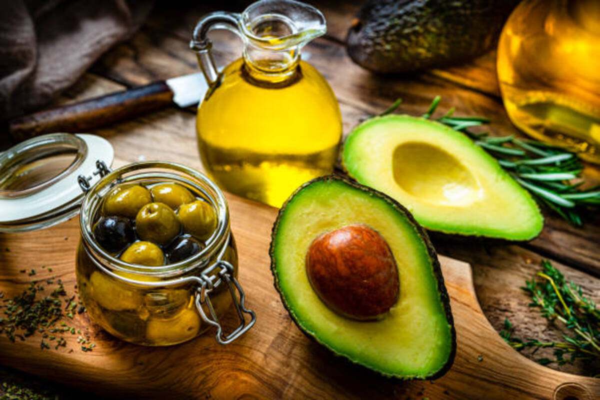 What is avocado oil and what are its benefits?