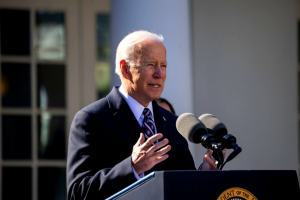 Biden’s job approval rating stuck in low 40s: Poll