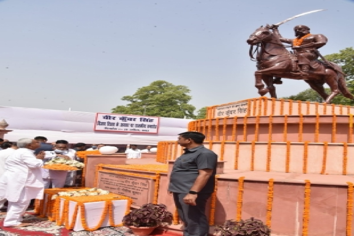 Nitish Kumar pays tribute to Babu Veer Kunwar Singh ahead of Amit Shah’s visit