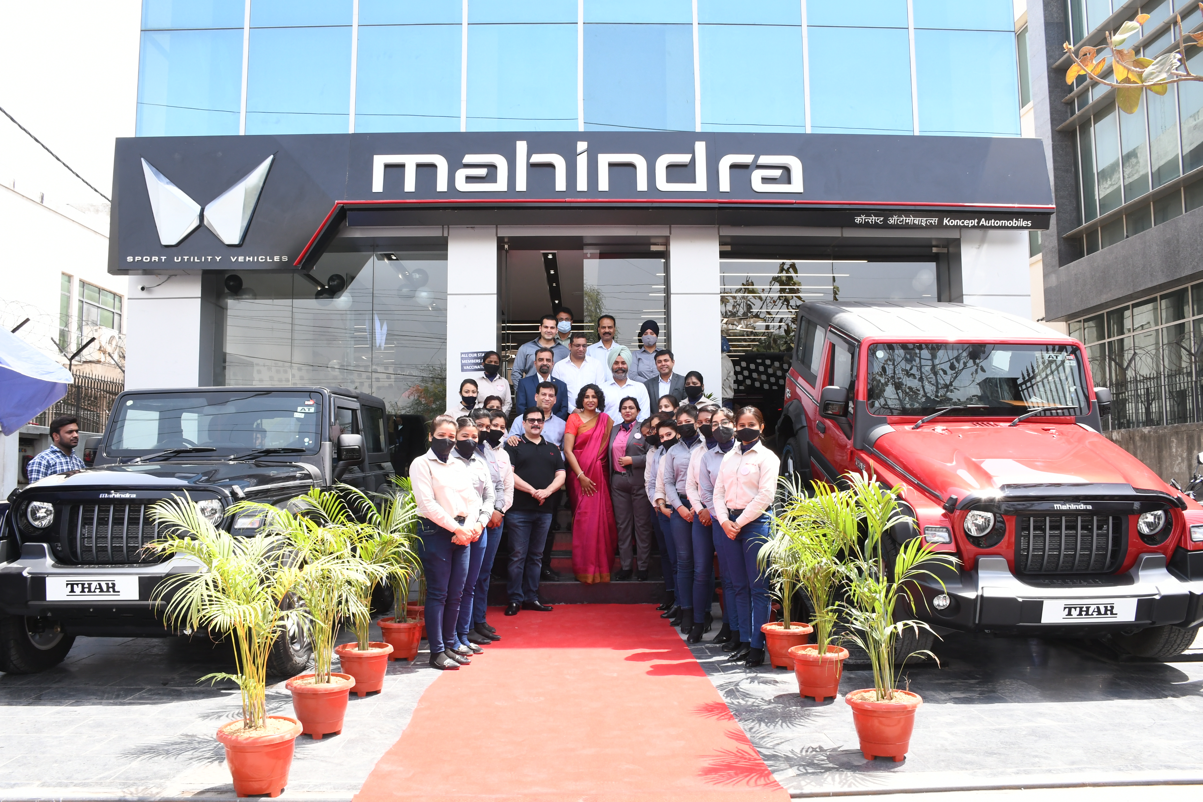 Koncept Automobiles, Mahindra opened its All – Women Showroom in Delhi