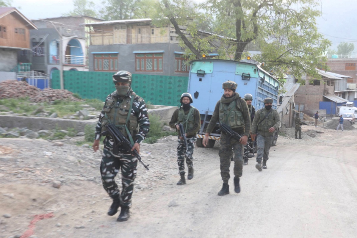 4 LeT terrorists killed in encounter, 3 soldiers die in vehicle mishap