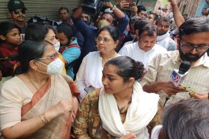 Arambagh MP rescues a accident victim