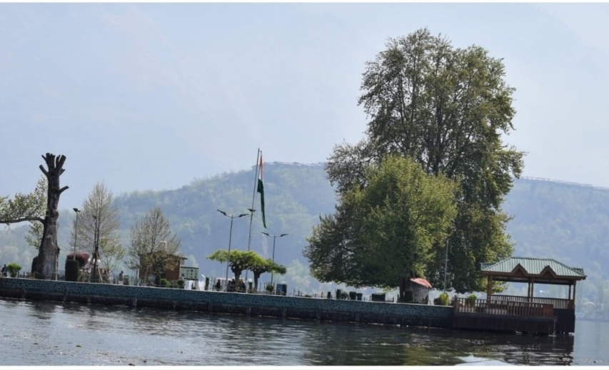 5 tourist villages to be developed within Dal Lake
