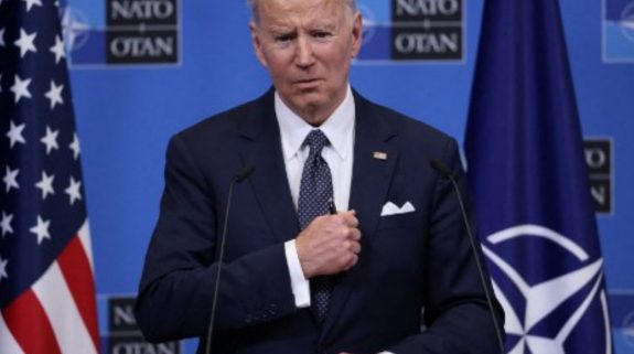 Biden accepts Prime Minister Bennett's invitation to visit Israel