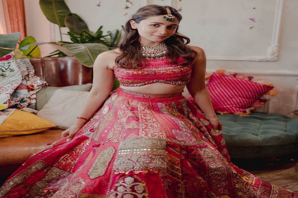 Banarasi Bridal Lehenga Online - Buy and Slay