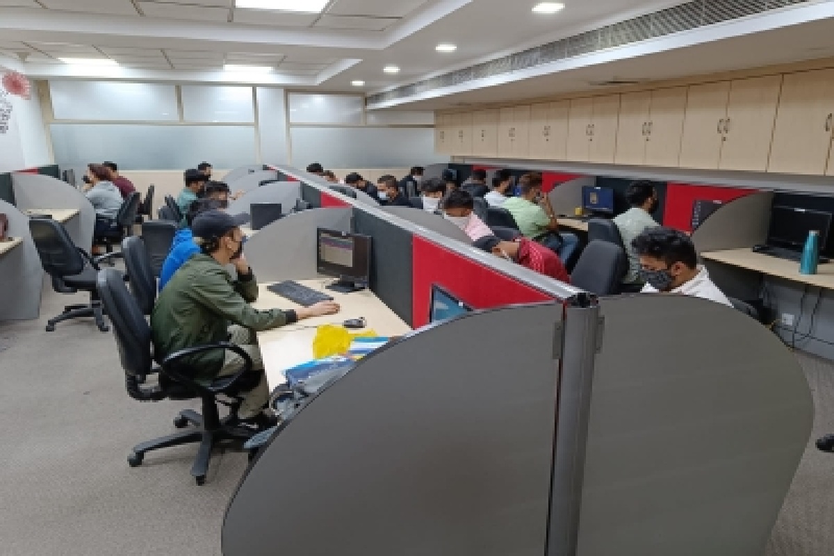 Gurugram: Fake call centre duping US, Canada citizens busted, 17 held