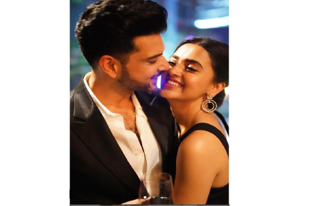 Watch fight between the Chai and the Coffee lovers reaches courtroom ft. Tejasswi Prakash and Karan Kundra