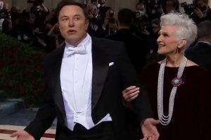 Elon Musk takes mom Maye to Met Gala 2022 days after Twitter deal