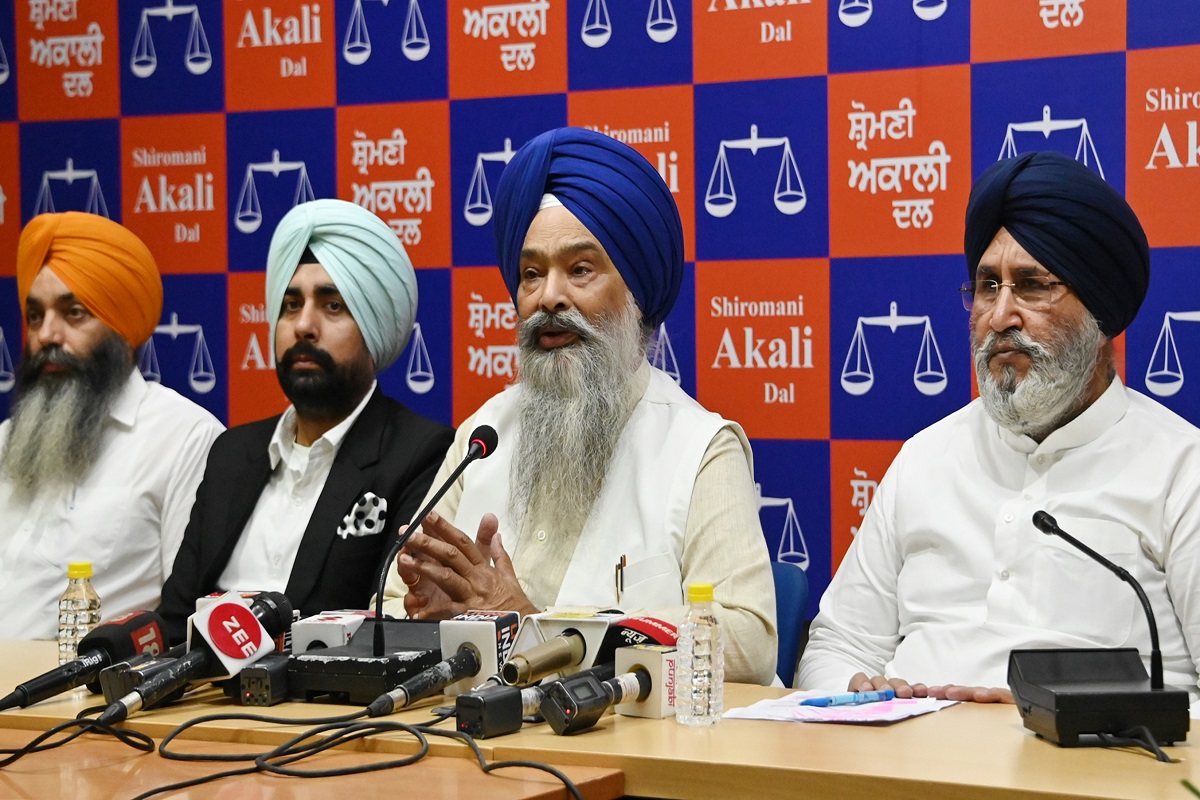 SAD demands Rs 500 per quintal compensation for wheat farmers