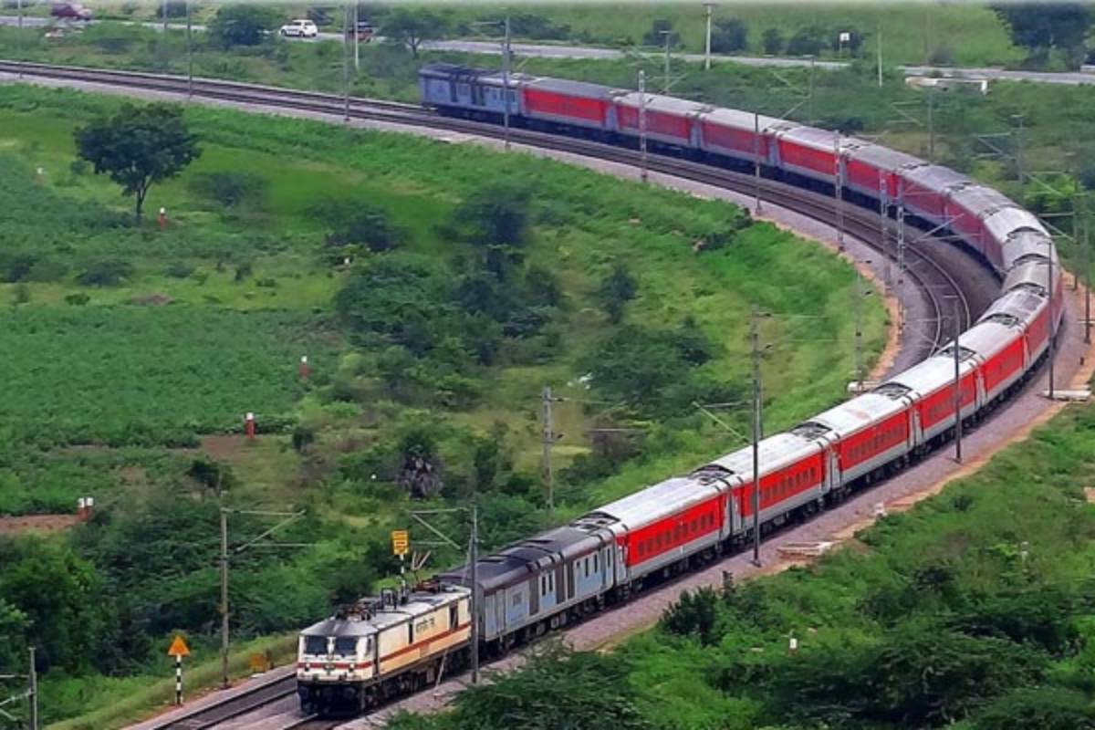 Eastern Railway achieves 100pc electrification