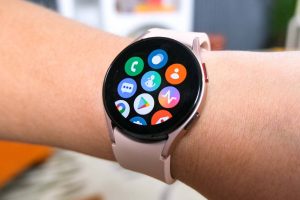 Now Galaxy Watch4 users can chat with Google assistant
