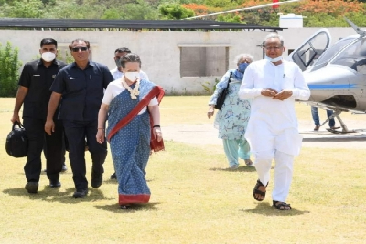 BJP keeping country in permanent state of polarisation, instilling fear: Sonia