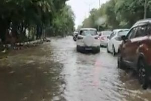 Rains with thunderstorm lashed Delhi-NCR