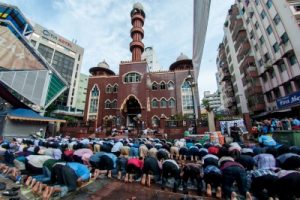 Malaysia marks Eid amid Covid decline