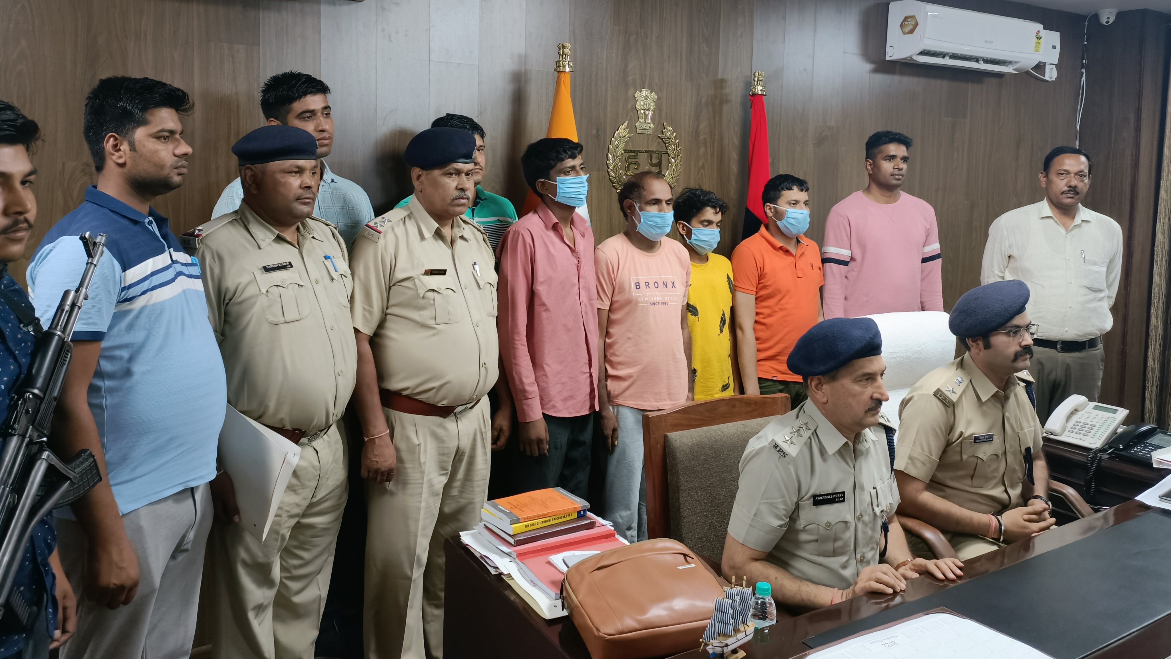 Haryana : 4 held with 10 illegal weapons, 15 cartridges