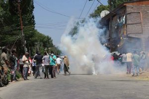 Probe ordered into tear gas shelling on Kashmiri Pandit protesters