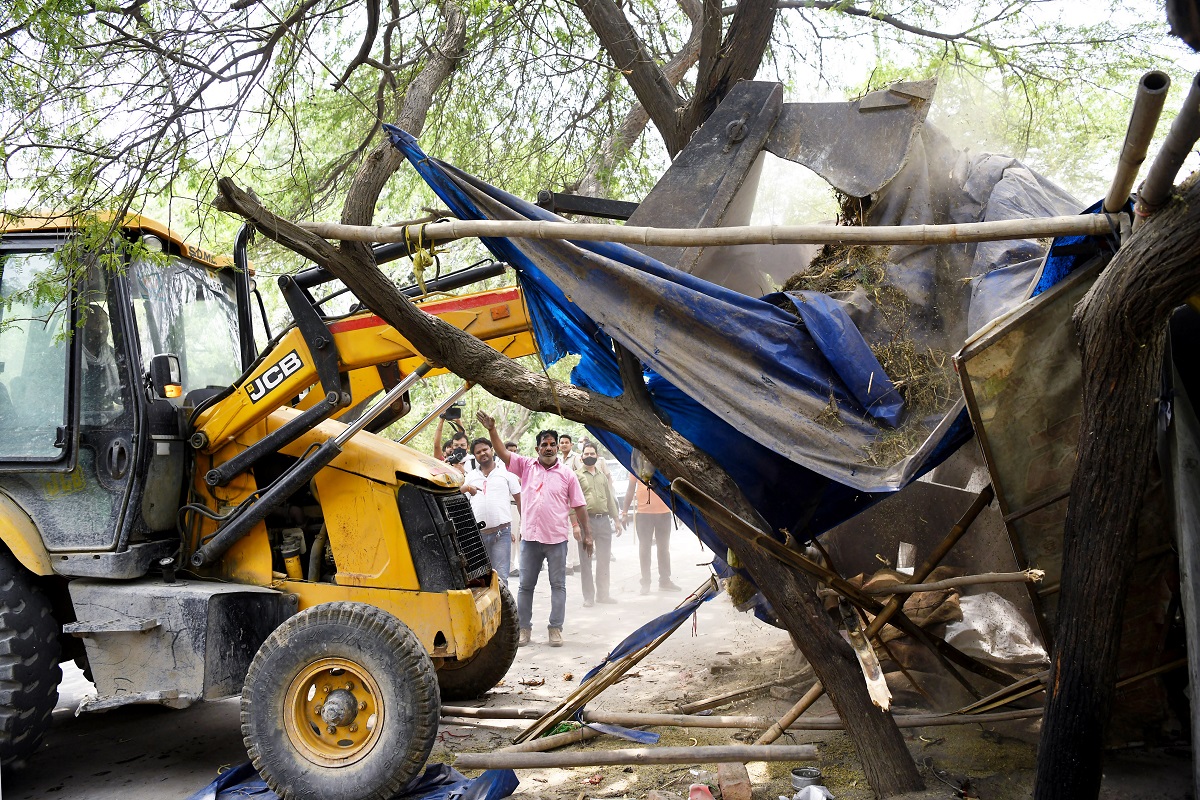 SDMC begins demolition drive in South Delhi today