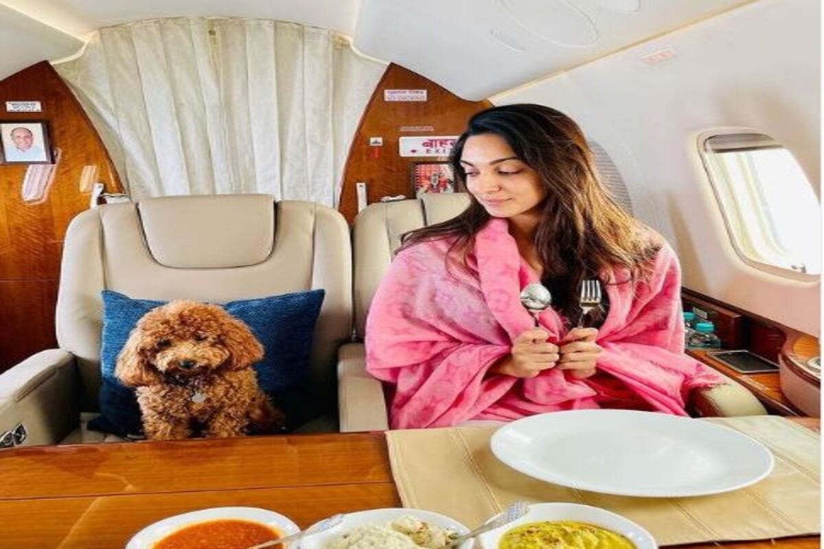 Kiara Advani posts pic with Ram Charan pet on a flight, Arjun Kapoor calls it ‘couple goals’