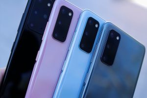 Global smartphone shipments to contract 3% to 1.36 bn units in 2022