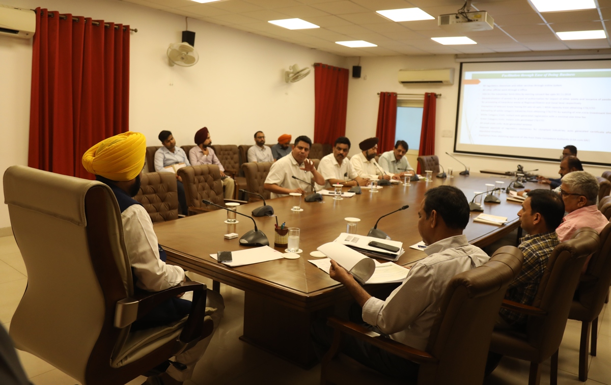 CM Mann orders drive to make Punjab a pollution-free state