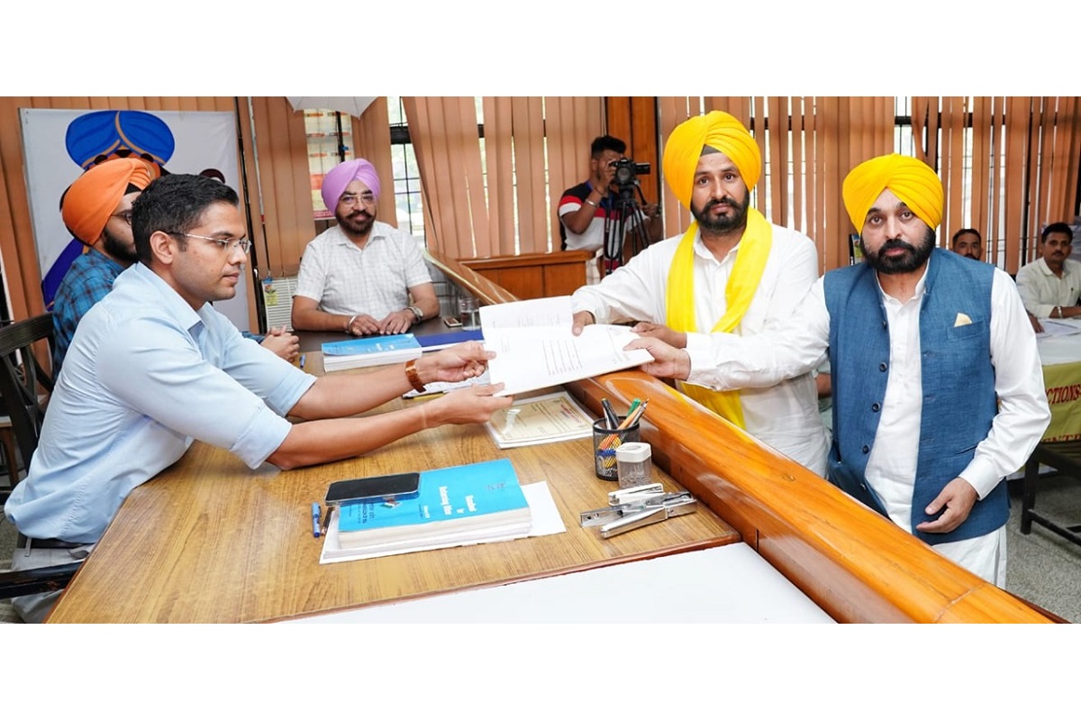 AAP candidate Gurmail Singh files nomination for Sangrur bypoll