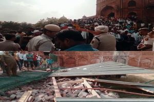 MCD razes wrong wall in Jama Masjid complex, ruckus averted after officials’ assurance