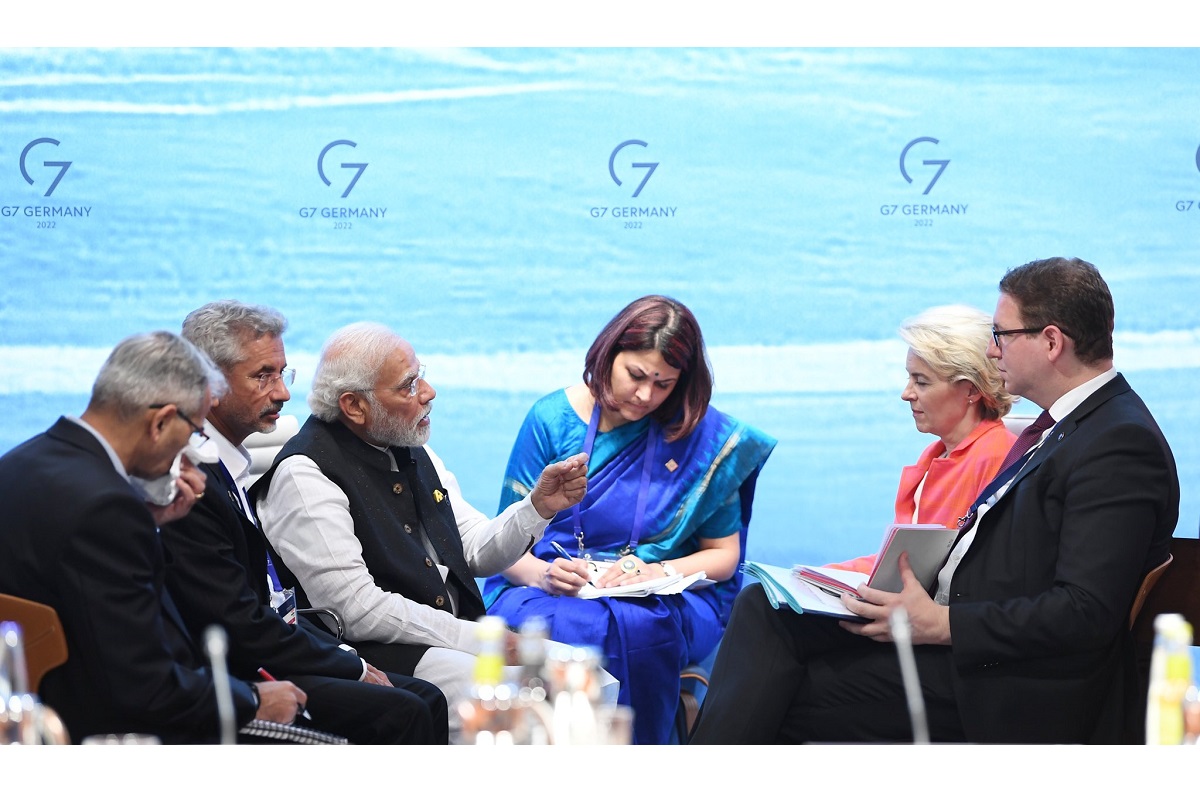 PM Modi meets European Commission Prez on sidelines of G-7 Summit