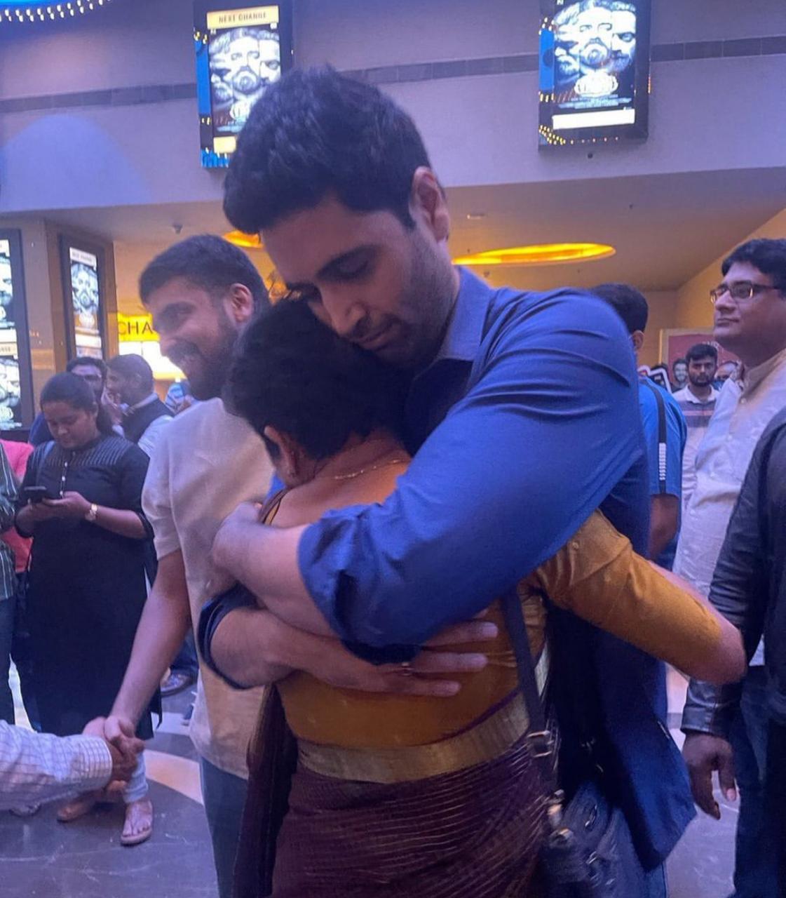 Maj Sandeep's mom creates nostalgic moment at 'Major' screening