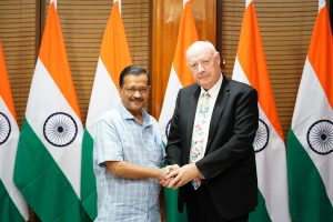 Denmark’s Ambassador to India calls upon CM Kejriwal; to work on water, air and roads