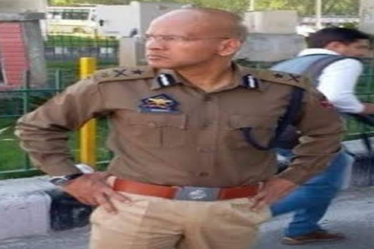 Controversial Basant Rath resigns as IGP to join ‘electoral politics’ in Kashmir