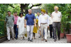 Teachers of Punjab need to work on state specific requirements: Sisodia