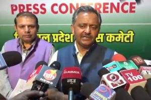 Himachal Govt insensitive to apple growers: Congress