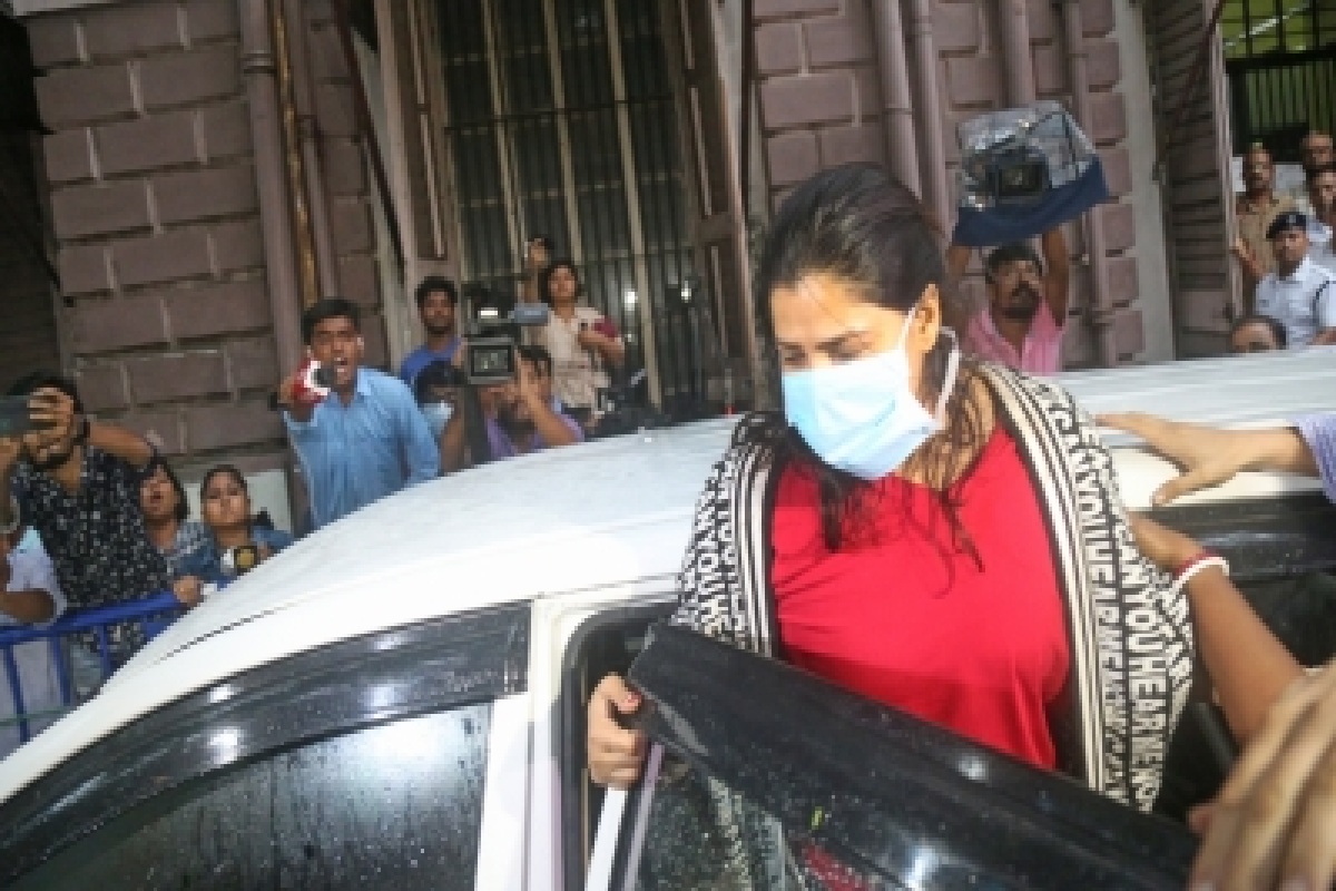Arpita Mukherjee informs ED about duplicate keys of Belgharia residence