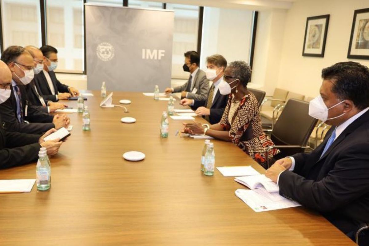 Ahsan Iqbal seeks early approval of IMF staff agreement
