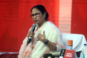 Mamata accuses PM Modi of violating model code of conduct