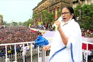 CM Mamata urges Centre to clear dues 