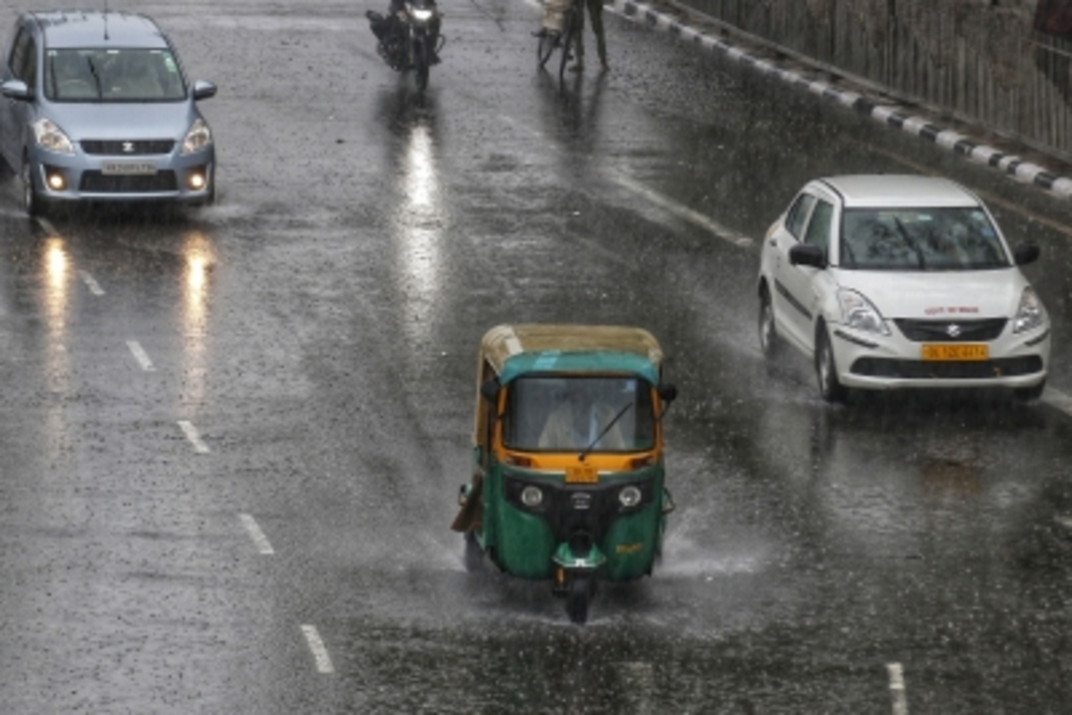 Rain disrupts normal life in Delhi, traffic snarls at various places