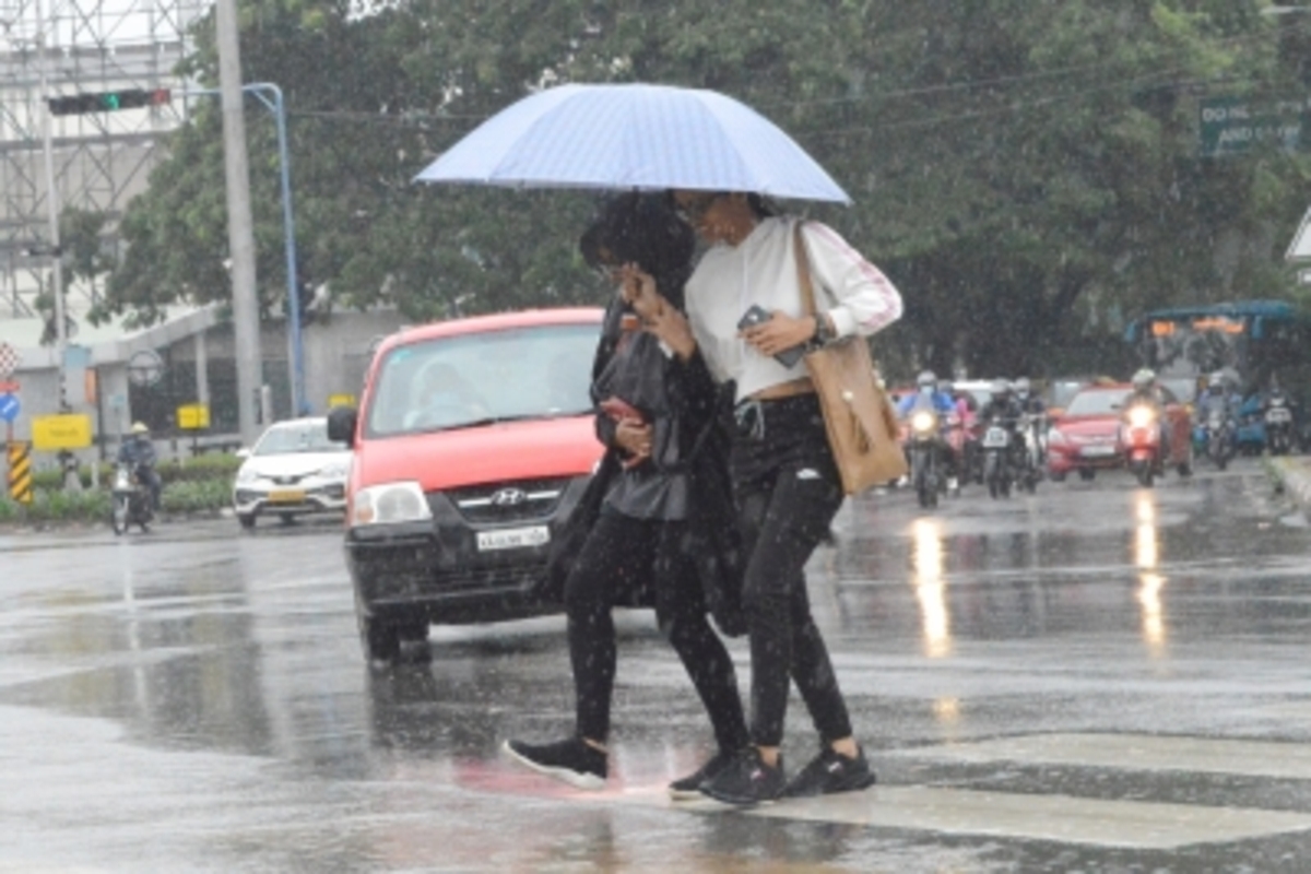 Rain continues to batter K’taka, red alert in 7 districts