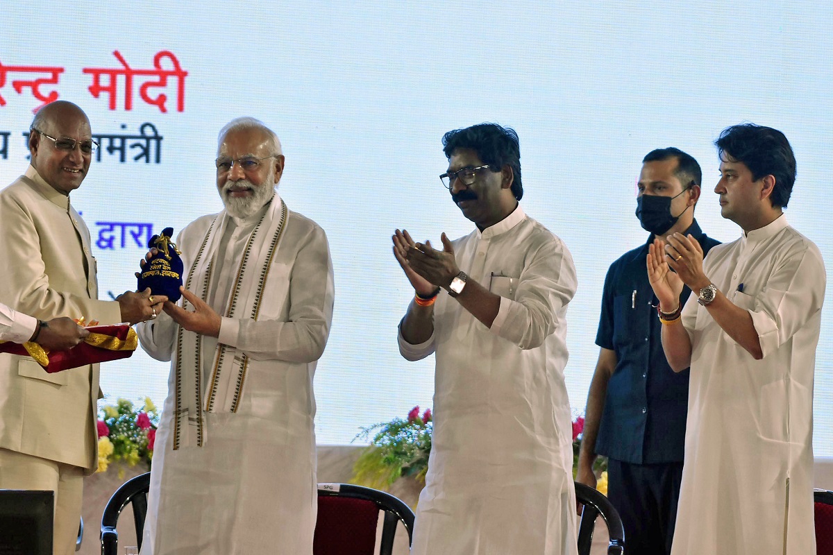Govt. creating facilities at places related to faith & spirituality: PM