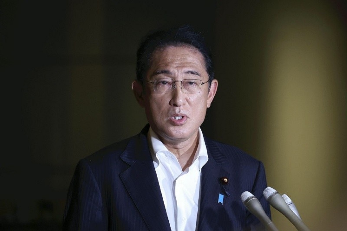 Japanese PM reshuffles cabinet, ruling party leadership