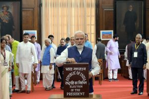Modi, Manmohan Singh casts vote for Presidential Elections 2022