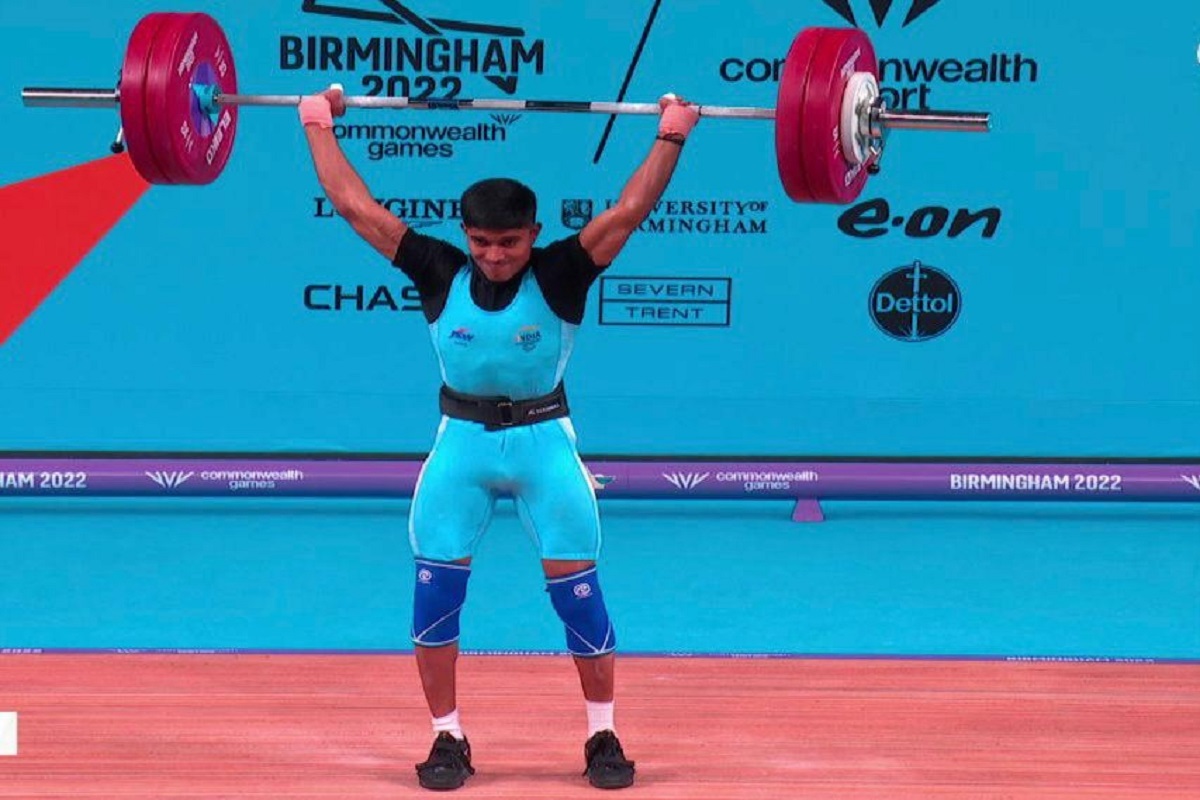 Sanket Mahadev wins silver, India’s first medal in CWG 22